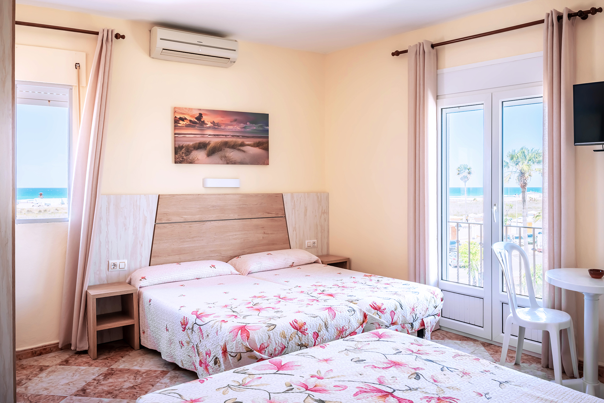 Habitación Familiar | Hostal Sonrisa del Mar